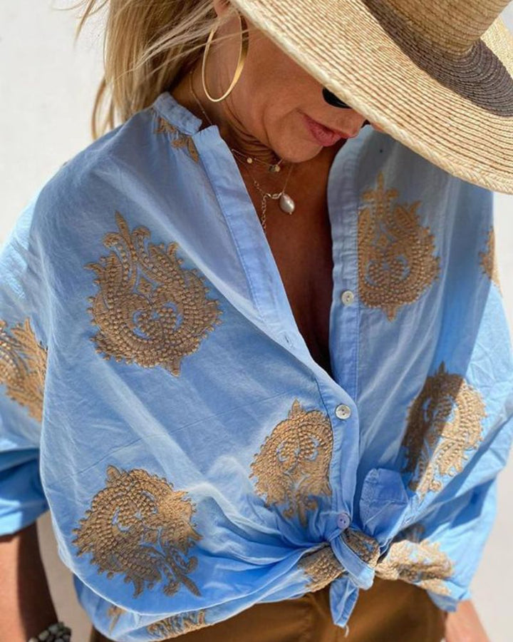 Lina – Blouse met sierlijke borduursels