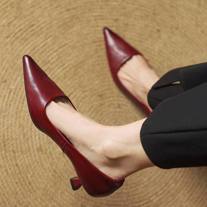 Sarah | Verfijnde Puntige Leren Pumps