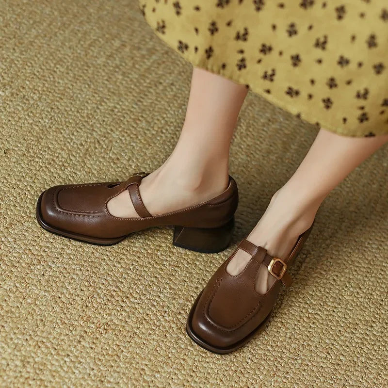 Selvana | Elegante T-Strap Schoenen