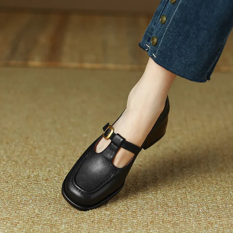 Selvana | Elegante T-Strap Schoenen